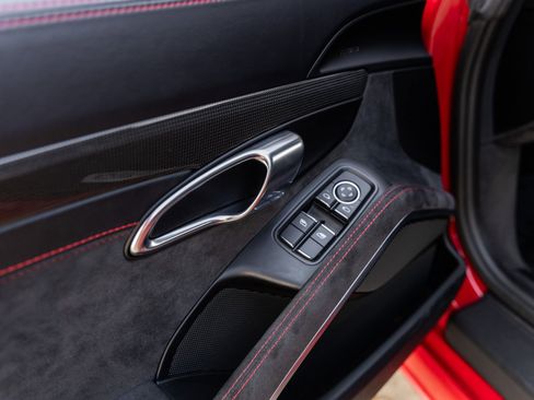 Certified 2019 Porsche 718 Boxster GTS image 24