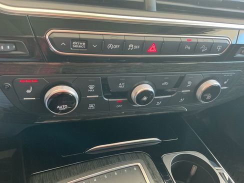 Used 2017 Audi Q7 3.0T Premium Plus image 17