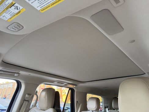 Used 2022 Lincoln Navigator Reserve image 55