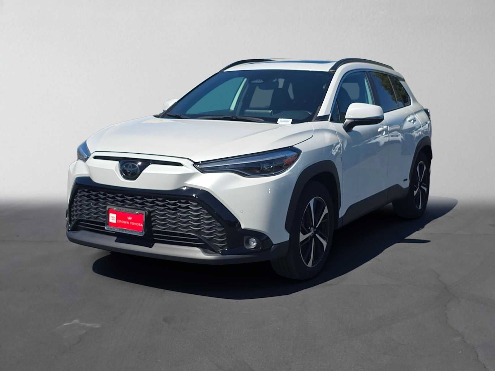 Used 2024 Toyota Corolla Cross AWD Hybrid w/ Convenience Package image 7