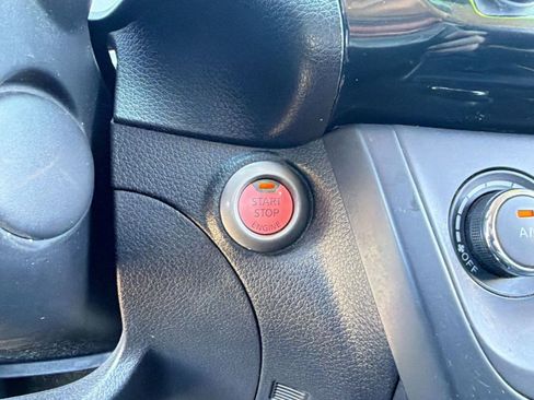 Used 2017 Nissan Sentra SV image 25