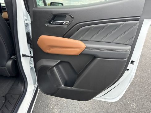 New 2026 GMC Canyon AT4 w/ Technology Plus Package AWD/4WD image 36