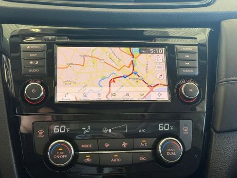 Used 2019 Nissan Rogue SL w/ Premium Package AWD/4WD image 14