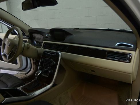 Used 2013 Volvo XC70 3.2 FWD image 27