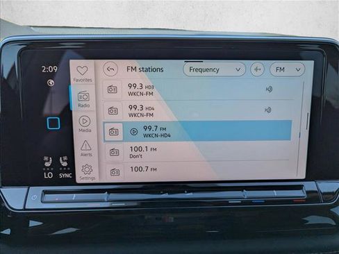 New 2026 Volkswagen Atlas SE FWD image 17