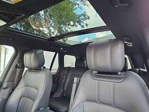 Used 2022 Land Rover Range Rover Westminster Edition image 20