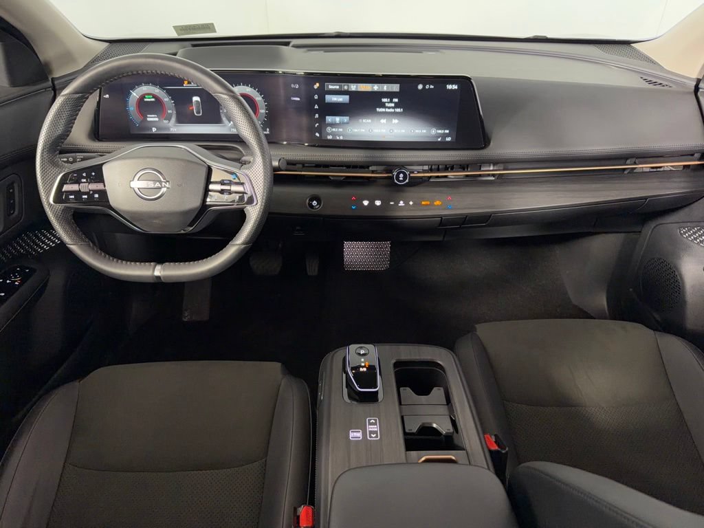Used 2024 Nissan Ariya AWD image 12