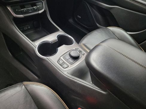 Used 2022 GMC Terrain AT4 w/ Infotainment Package II AWD/4WD image 26