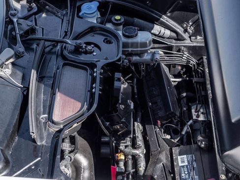 Used 2005 Ford GT image 45