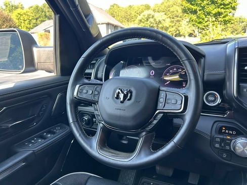 Used 2025 RAM 1500 Limited AWD/4WD image 33