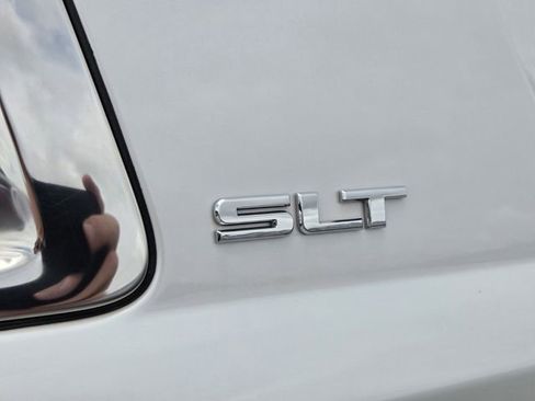 Used 2019 GMC Yukon SLT w/ Premium Edition AWD/4WD image 15