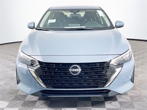 New 2025 Nissan Sentra SV image 3