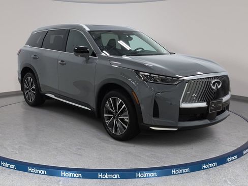 Certified 2026 INFINITI QX60 Luxe w/ Cargo Package AWD/4WD image 3