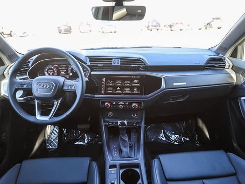 Used 2025 Audi Q3 2.0T Premium w/ Convenience Package image 11