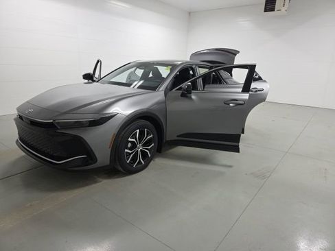 New 2026 Toyota Crown XLE image 13