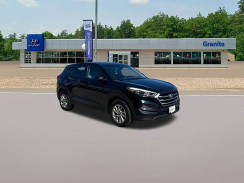 Used 2018 Hyundai Tucson SE AWD/4WD image 4