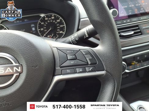Used 2025 Nissan Altima 2.5 SV AWD/4WD image 19