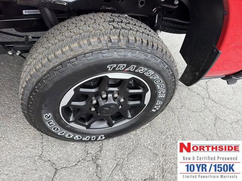 New 2026 RAM 2500 Laramie AWD/4WD image 12