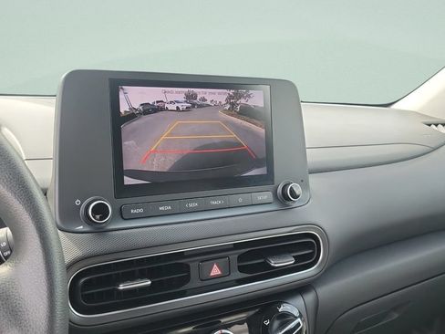 Certified 2023 Hyundai Kona SEL AWD/4WD image 17