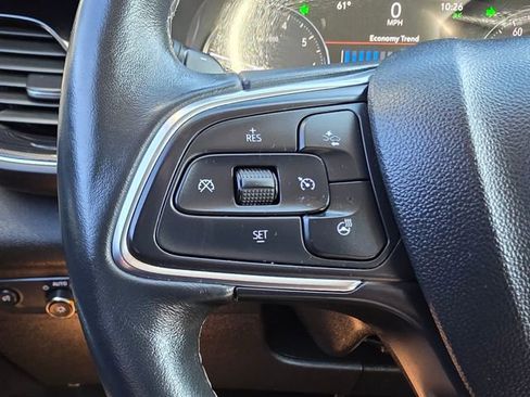 Used 2023 Buick Envision Essence image 25