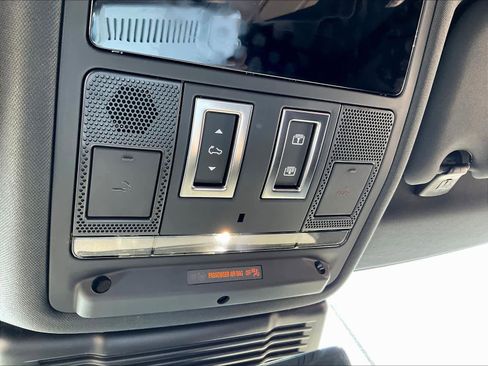 New 2026 Land Rover Range Rover Evoque Dynamic SE image 21