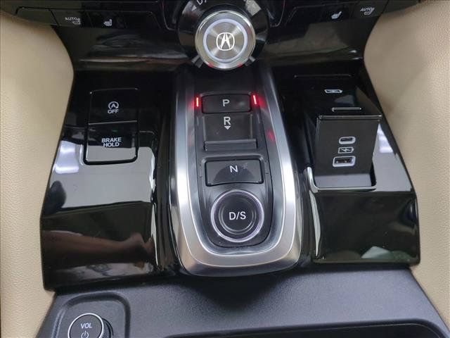 Used 2025 Acura MDX FWD image 12