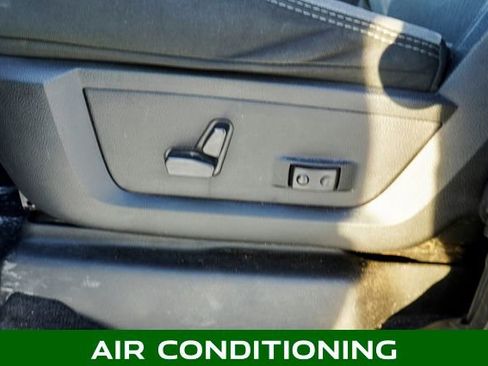 Used 2024 RAM 2500 Big Horn w/ Off Road Package image 11