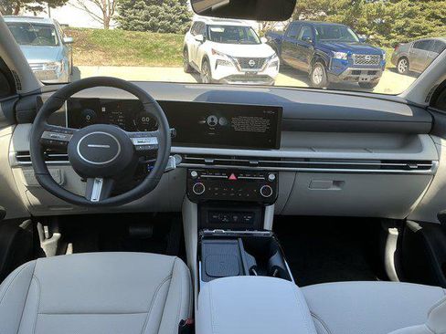 New 2025 Hyundai Tucson SEL image 5