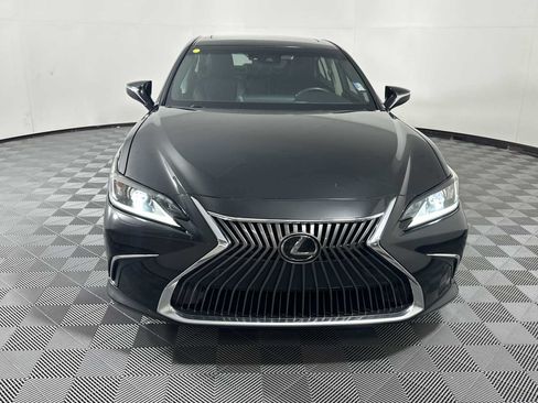 Used 2019 Lexus ES 350 w/ Premium Package FWD image 2