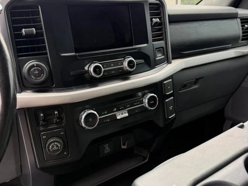 Used 2023 Ford F150 4x4 SuperCrew image 15