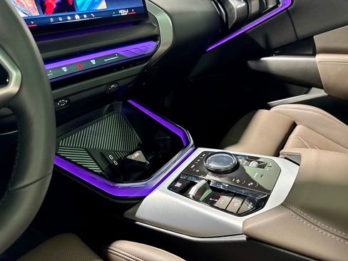 Used 2025 BMW X3 xDrive30i w/ Premium Package image 22