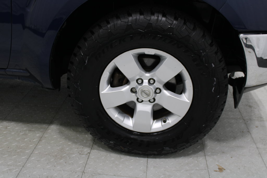 Used 2011 Nissan Frontier SV w/ SV Premium Utility Pkg RWD image 5