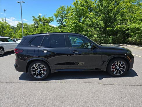 New 2026 BMW X5 xDrive50e w/ M Sport Package AWD/4WD image 2