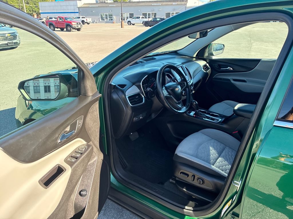 Used 2018 Chevrolet Equinox LT AWD/4WD image 10