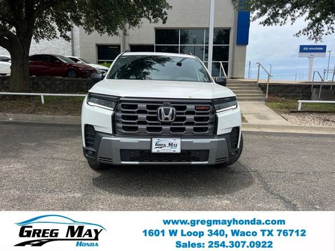 New 2026 Honda Pilot TrailSport image 2