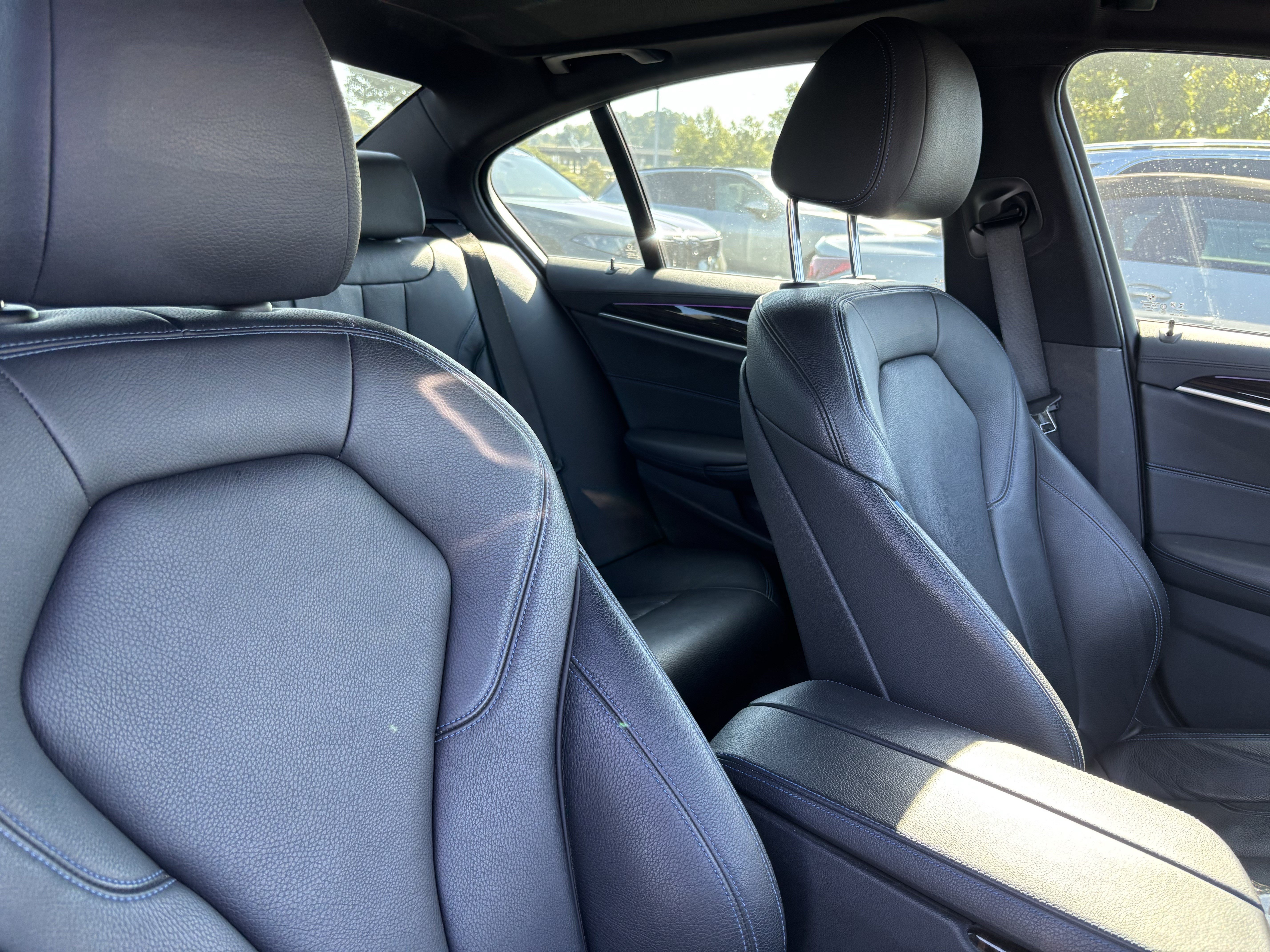 Used 2020 BMW 530i w/ M Sport Package RWD image 34