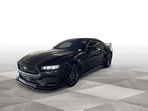 Used 2024 Ford Mustang Coupe RWD image 4