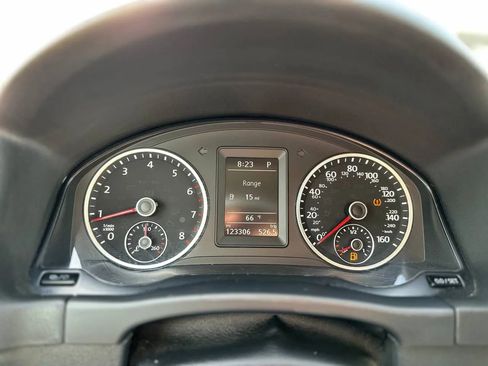 Used 2016 Volkswagen Tiguan SEL image 48