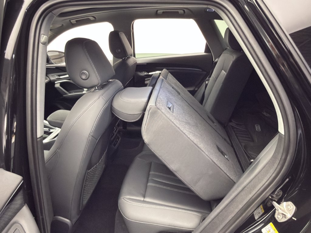 Used 2025 Audi Q5 Premium w/ Convenience Package AWD/4WD image 45