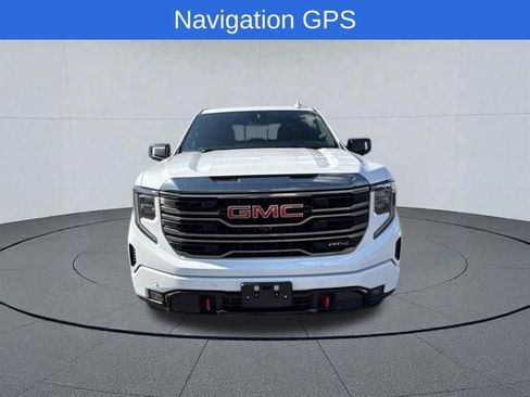 Used 2022 GMC Sierra 1500 AT4 w/ AT4 Premium Package AWD/4WD image 8