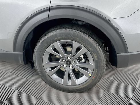 New 2026 Ford Explorer Active w/ Active Comfort Package AWD/4WD image 17