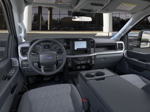 New 2026 Ford F550 4x4 Crew Cab image 9