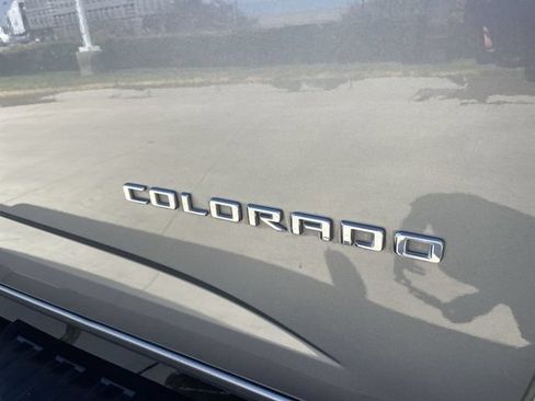 Used 2022 Chevrolet Colorado W/T w/ Custom Special Edition RWD image 29