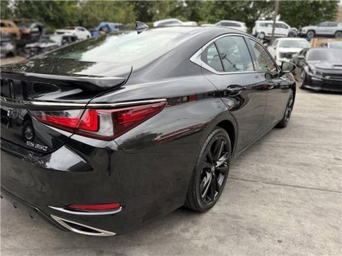 Used 2023 Lexus ES 350 F Sport image 4