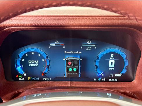 Used 2025 Ford Bronco Badlands image 18