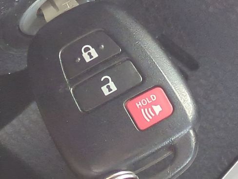 Certified 2016 Toyota Tacoma SR5 w/ Towing Package image 28