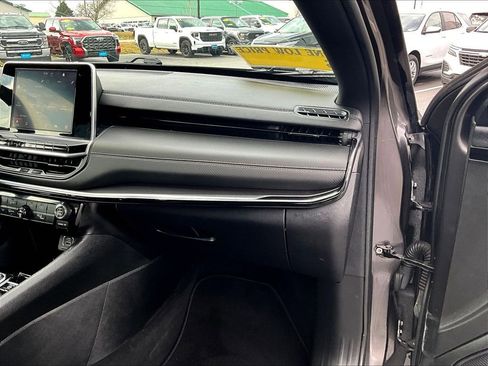 Used 2022 Jeep Compass Altitude image 13