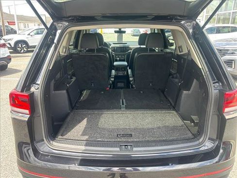 Used 2022 Volkswagen Atlas SE w/ Panoramic Sunroof Package AWD/4WD image 13