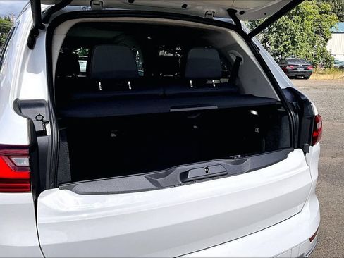 Used 2020 BMW X7 xDrive40i w/ Premium Package AWD/4WD image 36