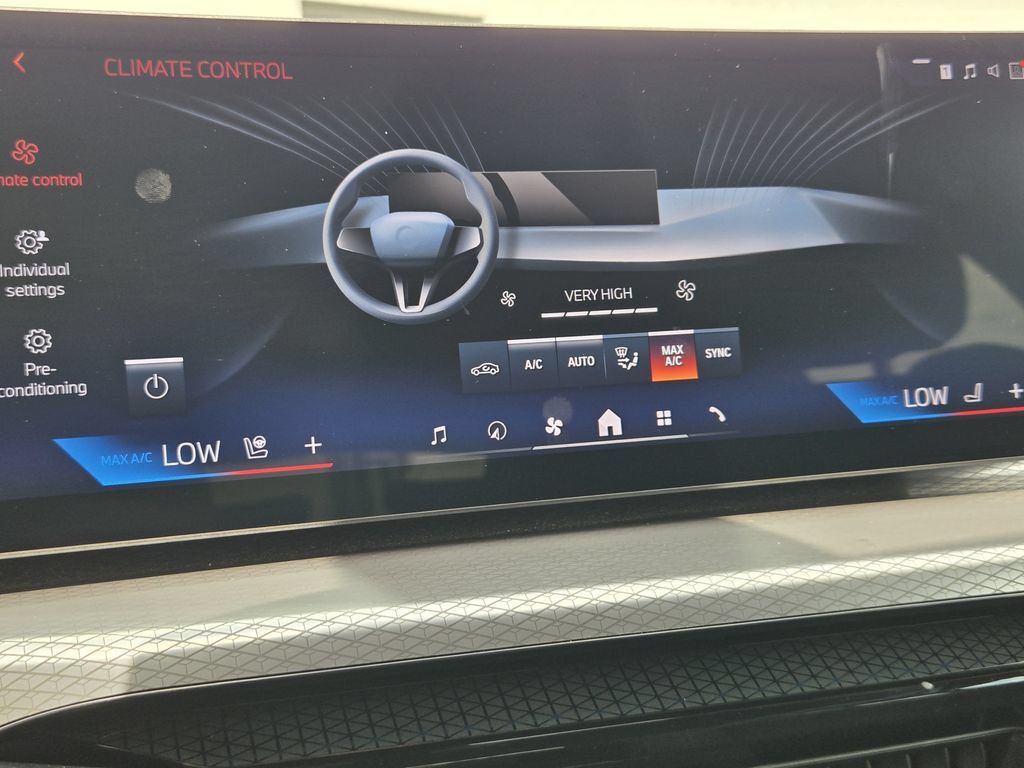 Certified 2025 BMW i4 xDrive40i AWD/4WD image 19